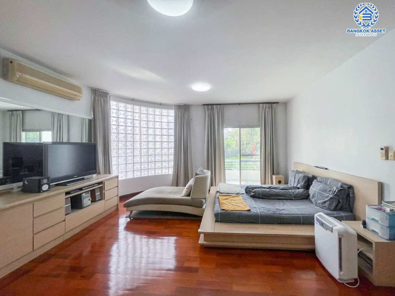 *****บ้านเดี่ยวมือสอง ซอยนาคนิวาส37 หลังใหญ่ เนื้อที่ 99 ตร.ว. ฟังก์ชัน 4 ห้องนอน 3 ห้องน้ำ 3 ที่จอดรถ บนทำเลใจกลางเมือง! เชื่อมต่อทั้ง ถ.ประเสริฐมนูญกิจ, ถ.ลาดพร้าว, ถ.รามอินทรา ใกล้ The Walk เกษตรนวมินทร์, ทางด่วน"ฉลองรัช"